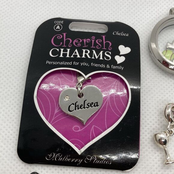 Vintage - Now Lot of (20) Charms Pendants Ballet Tennis Snowflake Flag Hat - Picture 4 of 10